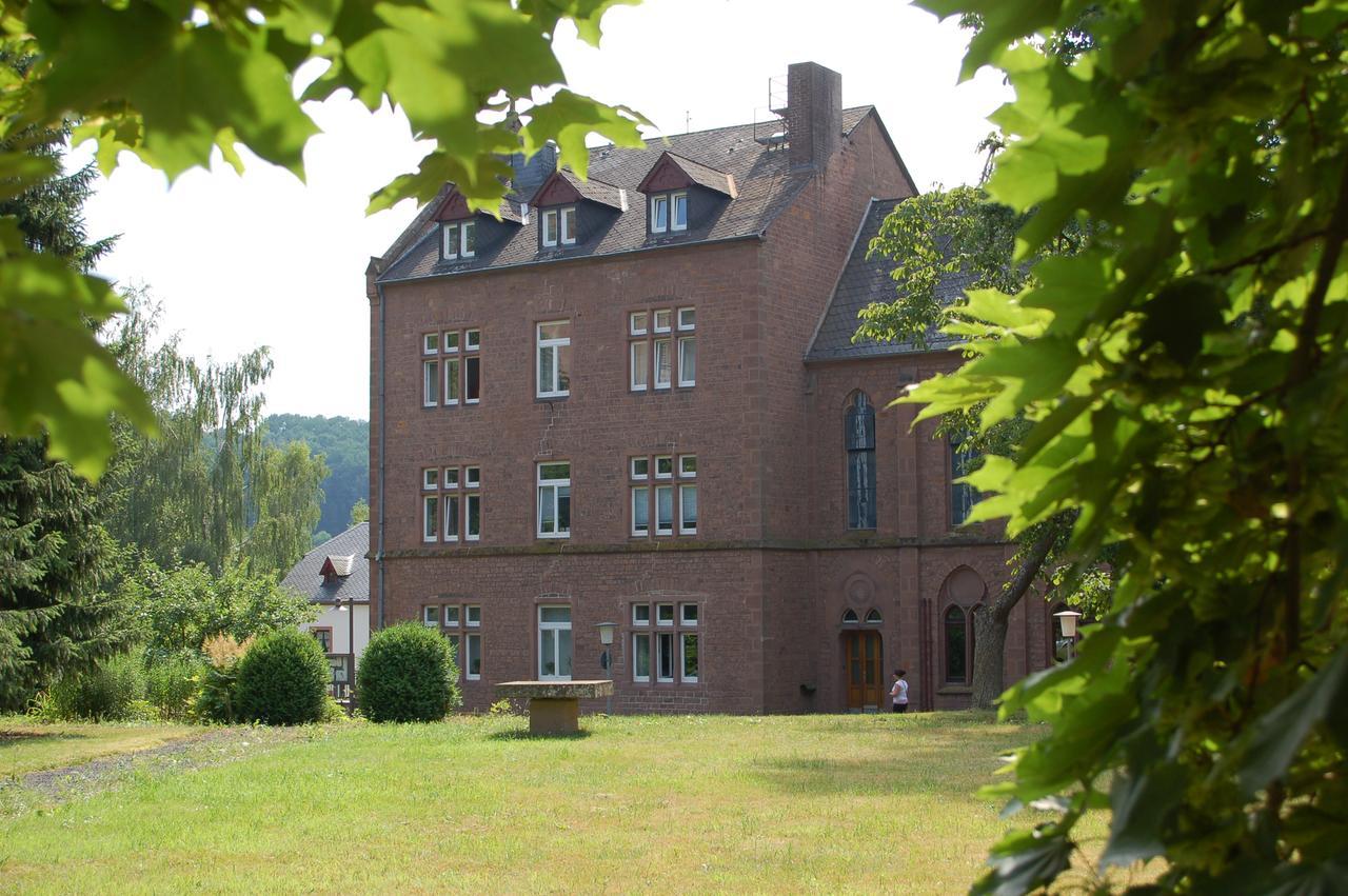 Stiftsberg - Bildungs- Und Freizeitzentrum Kyllburg Exterior foto